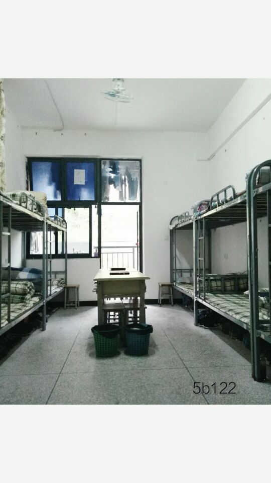 5B122.jpg